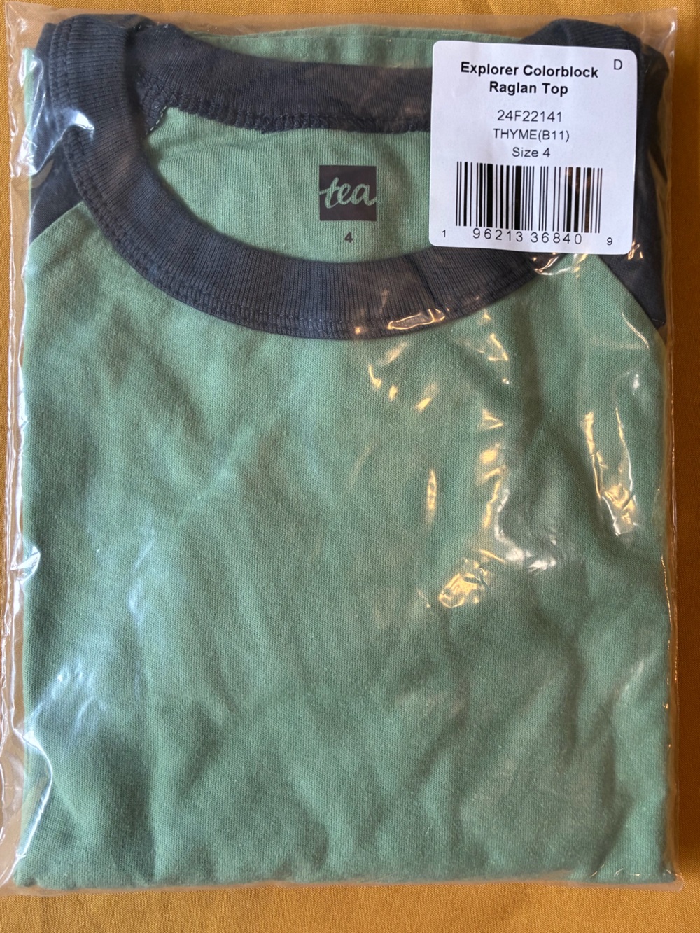 🌿 Tea Collection Color Block Raglan Top | Size 4T | Thyme | NIP - Picture 2 of 4
